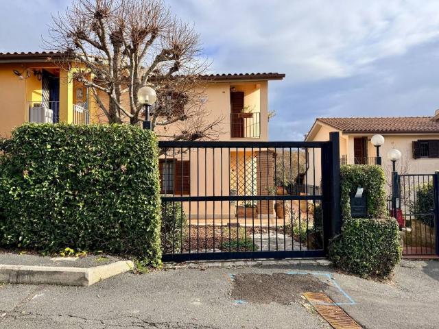 Villa Indipendente in vendita a Roma Capitale, Lazio