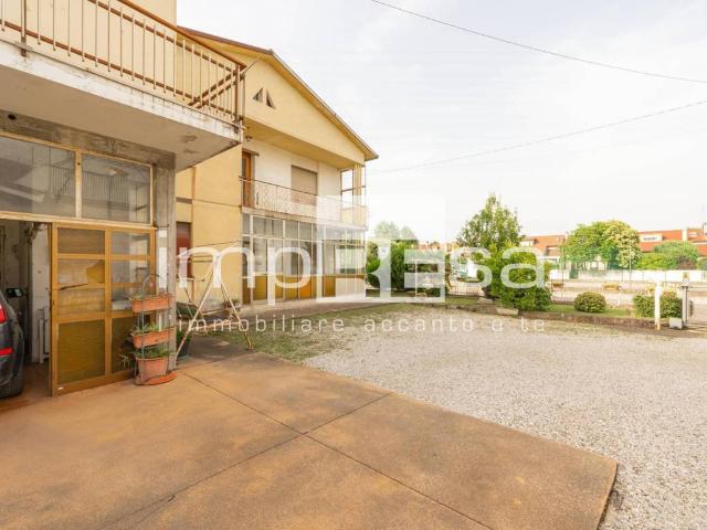 Villa Indipendente in vendita a Falzè, Trevignano
