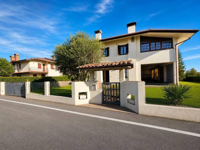 Villa Indipendente in vendita a Falzè, Trevignano