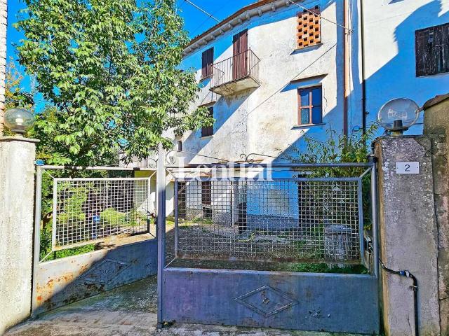 Villa Indipendente in vendita a Piemonte, Alessandria