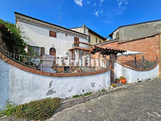 Villa Indipendente in vendita a Piemonte, Alessandria