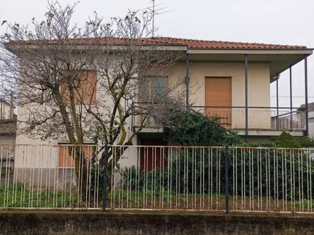 Villa Indipendente in vendita a Curnasco, Treviolo