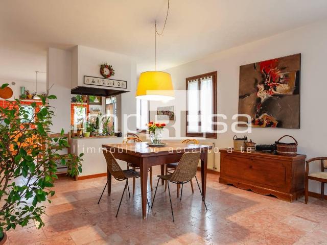 Villa Indipendente in vendita a San Pelaio, Treviso