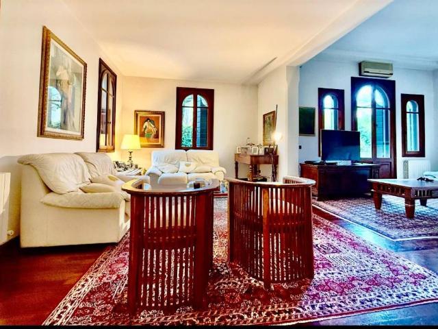 Villa Indipendente in vendita a Santa Maria del Rovere, Treviso