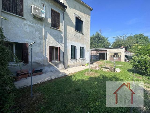Villa Indipendente in vendita a Sant'Antonino, Treviso