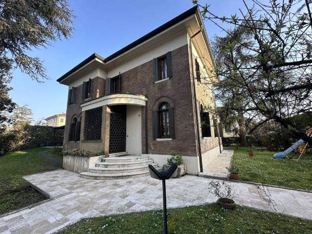 Villa Indipendente in vendita a San Zeno, Treviso