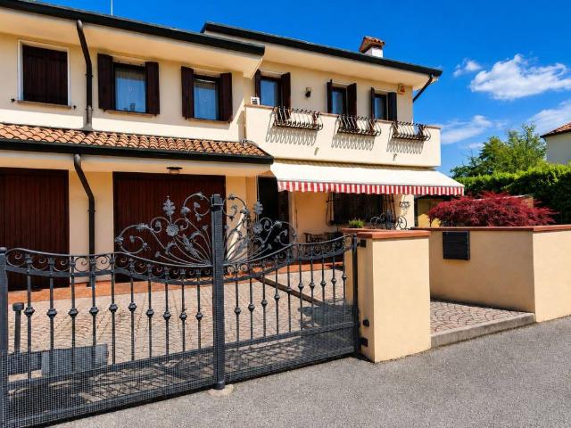 Villa Indipendente in vendita a Treviso, Veneto