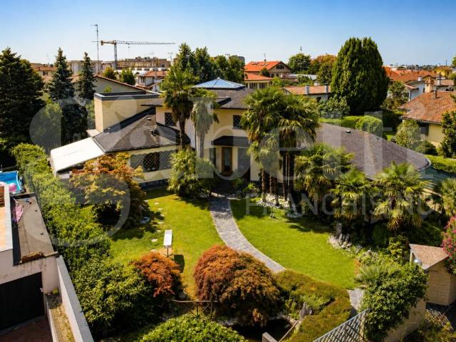 Villa Indipendente in vendita a Quartiere Morona, Trezzano Sul Naviglio