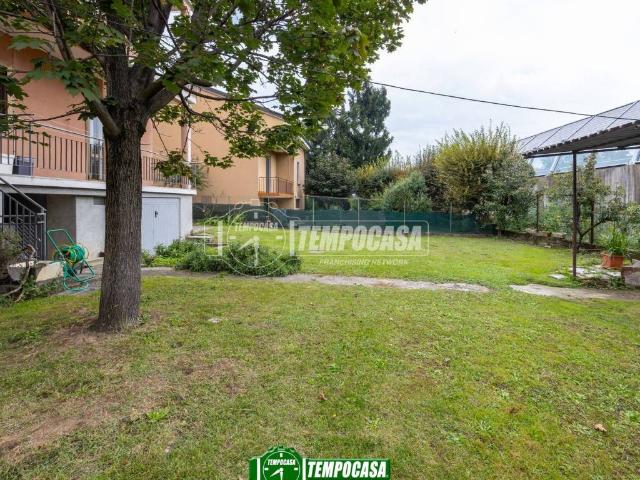 Villa Indipendente in vendita a Baracche, Trezzo Sull'adda