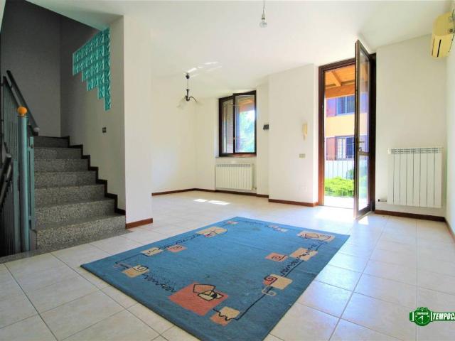 Villa Indipendente in vendita a Tribiano, Lombardia