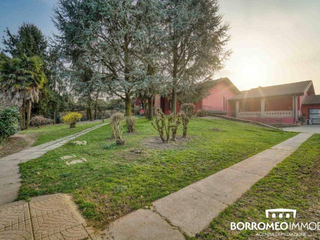 Villa Indipendente in vendita a Tribiano, Lombardia