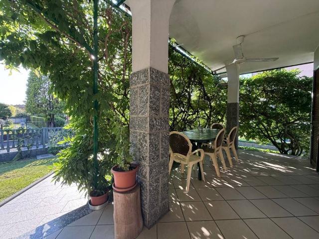 Villa Indipendente in vendita a Tribiano, Lombardia