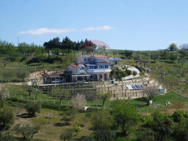Villa Indipendente in vendita a Tricarico, Basilicata