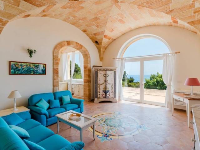 Villa Indipendente in vendita a Puglia, Lecce