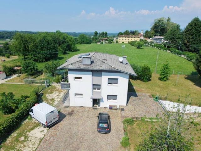 Villa Indipendente in vendita a Tricesimo, Friuli-Venezia Giulia