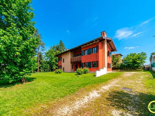 Villa Indipendente in vendita a Tricesimo, Friuli-Venezia Giulia