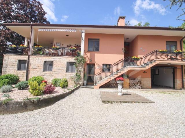 Villa Indipendente in vendita a Tricesimo, Friuli-Venezia Giulia
