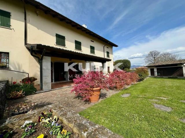 Villa Indipendente in vendita a Tricesimo, Friuli-Venezia Giulia