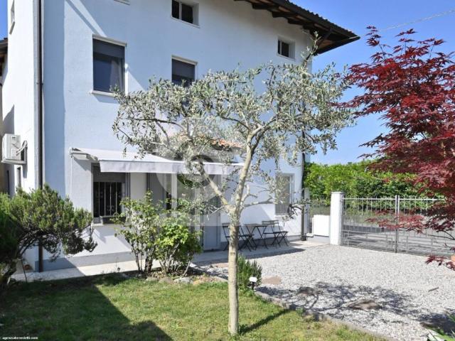 Villa Indipendente in vendita a Tricesimo, Friuli-Venezia Giulia