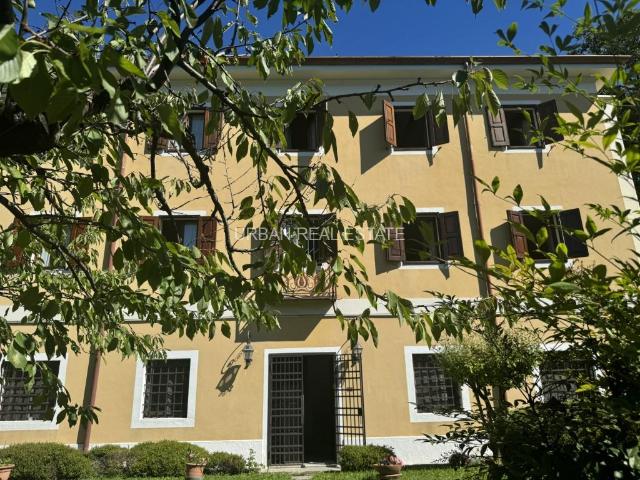 Villa Indipendente in vendita a Barriera Vecchia-San Giacomo, Villa Opicina