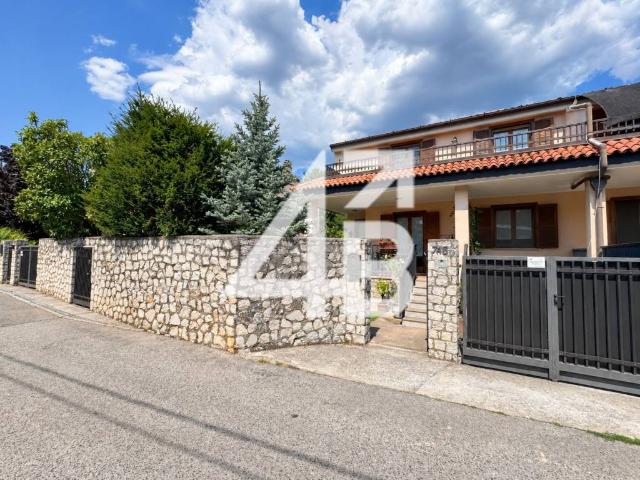 Villa Indipendente in vendita a Bristie / Brišče, Trieste