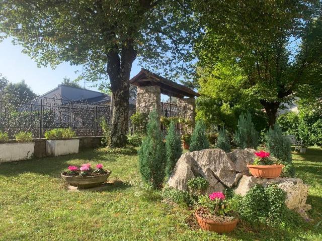 Villa Indipendente in vendita a Altipiano Est, Villa Opicina
