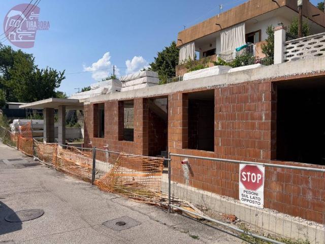 Villa Indipendente in vendita a Servola-Chiarbola-Valmaura-Borgo San Sergio, Villa Opicina