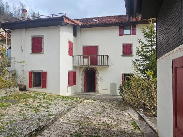Villa Indipendente in vendita a Barriera Vecchia-San Giacomo, Villa Opicina
