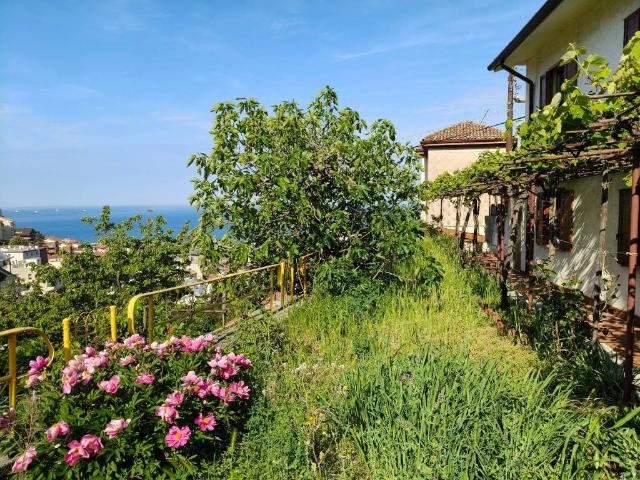 Villa Indipendente in vendita a Conconello / Ferlugi, Villa Opicina
