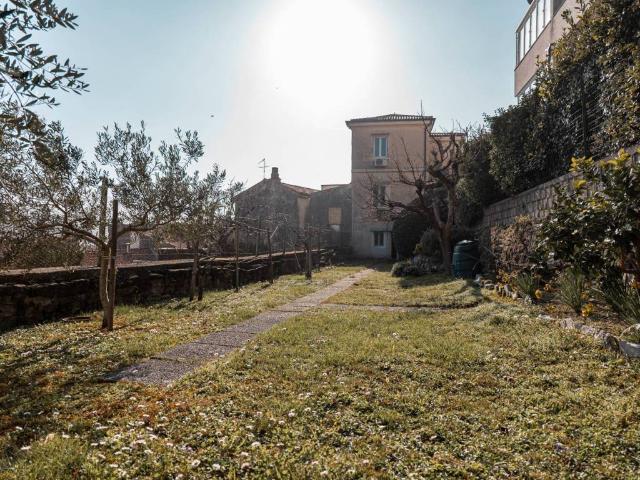 Villa Indipendente in vendita a Conconello / Ferlugi, Villa Opicina