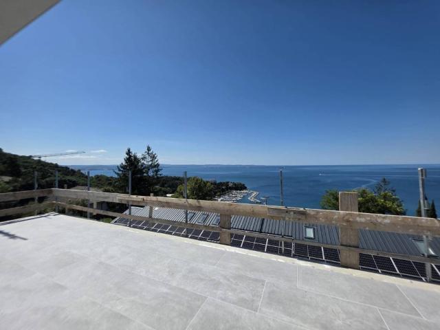 Villa Indipendente in vendita a Grignano / Grljan, Villa Opicina
