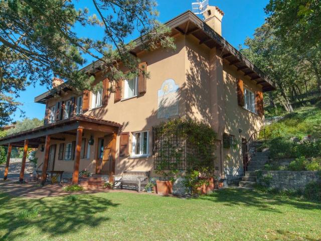 Villa Indipendente in vendita a Opicina / Opčine, Villa Opicina