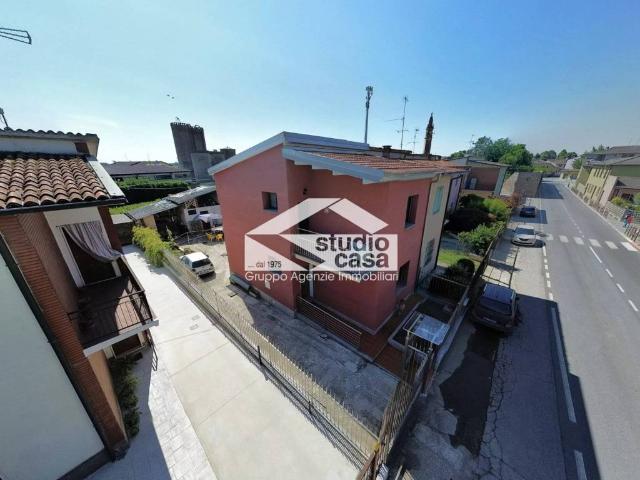 Villa Indipendente in vendita a Trigolo, Lombardia