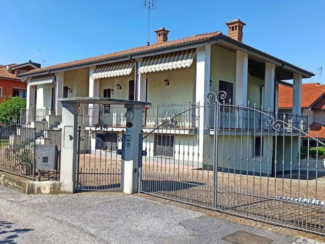 Villa Indipendente in vendita a Piemonte, Cuneo