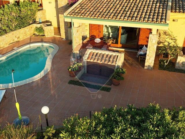 Villa Indipendente in vendita a Trinità d'Agultu e Vignola, Sardigna/Sardegna
