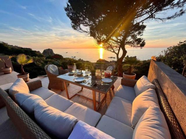 Villa Indipendente in vendita a Trinità d'Agultu e Vignola, Sardigna/Sardegna