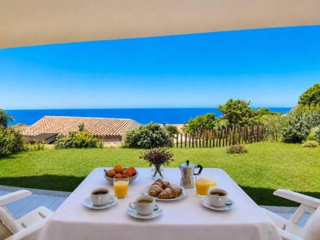 Villa Indipendente in vendita a Trinità d'Agultu e Vignola, Sardigna/Sardegna