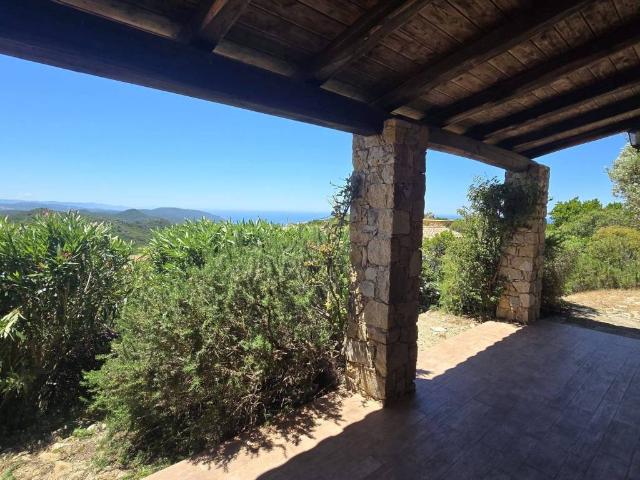Villa Indipendente in vendita a Trinità d'Agultu e Vignola, Sardigna/Sardegna