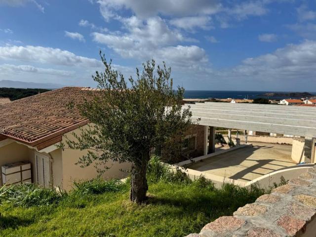 Villa Indipendente in vendita a Trinità d'Agultu e Vignola, Sardigna/Sardegna