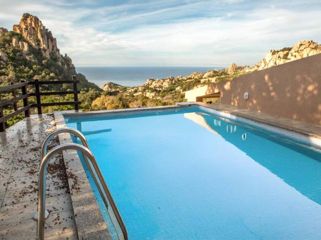 Villa Indipendente in vendita a Trinità d'Agultu e Vignola, Sardigna/Sardegna
