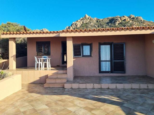 Villa Indipendente in vendita a Trinità d'Agultu e Vignola, Sardigna/Sardegna