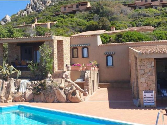 Villa Indipendente in vendita a Trinità d'Agultu e Vignola, Sardigna/Sardegna