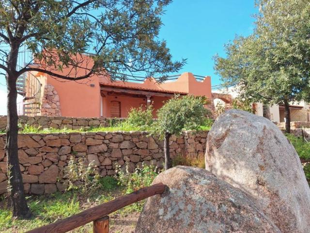 Villa Indipendente in vendita a Trinità d'Agultu e Vignola, Sardigna/Sardegna