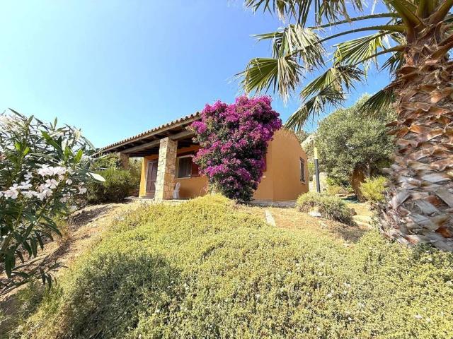Villa Indipendente in vendita a Trinità d'Agultu e Vignola, Sardigna/Sardegna