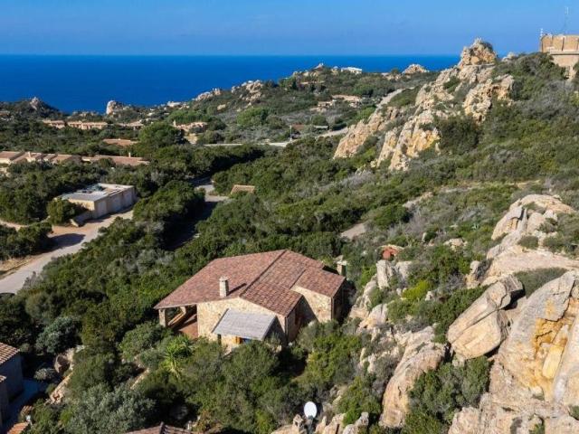 Villa Indipendente in vendita a Trinità d'Agultu e Vignola, Sardigna/Sardegna