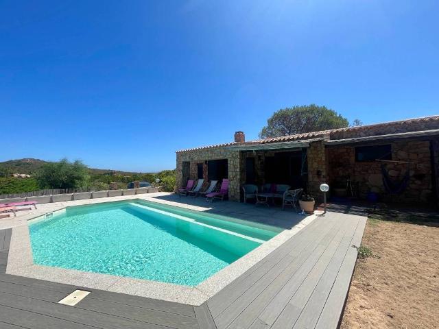 Villa Indipendente in vendita a Trinità d'Agultu e Vignola, Sardigna/Sardegna