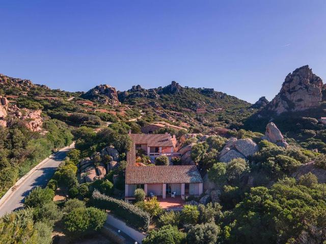 Villa Indipendente in vendita a Trinità d'Agultu e Vignola, Sardigna/Sardegna