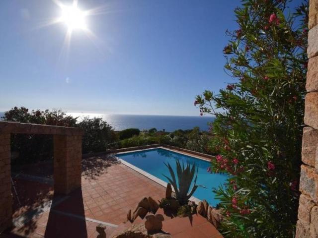 Villa Indipendente in vendita a Trinità d'Agultu e Vignola, Sardigna/Sardegna