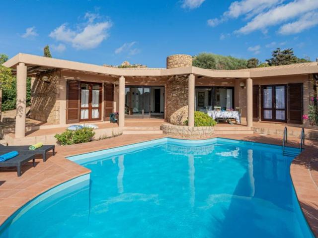 Villa Indipendente in vendita a Trinità d'Agultu e Vignola, Sardigna/Sardegna