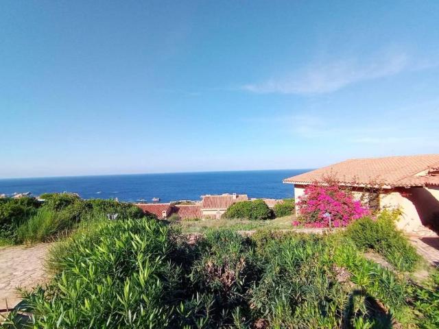 Villa Indipendente in vendita a Trinità d'Agultu e Vignola, Sardigna/Sardegna